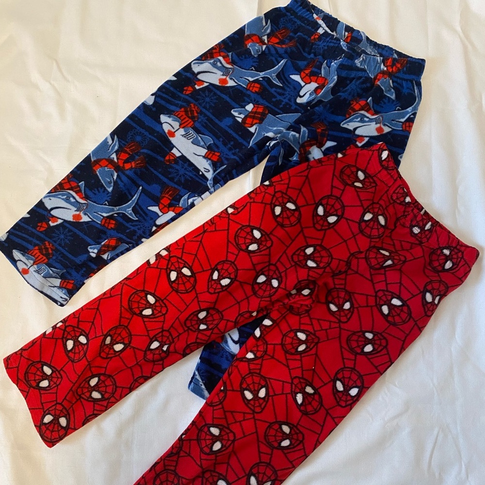 Sleep pants size 6